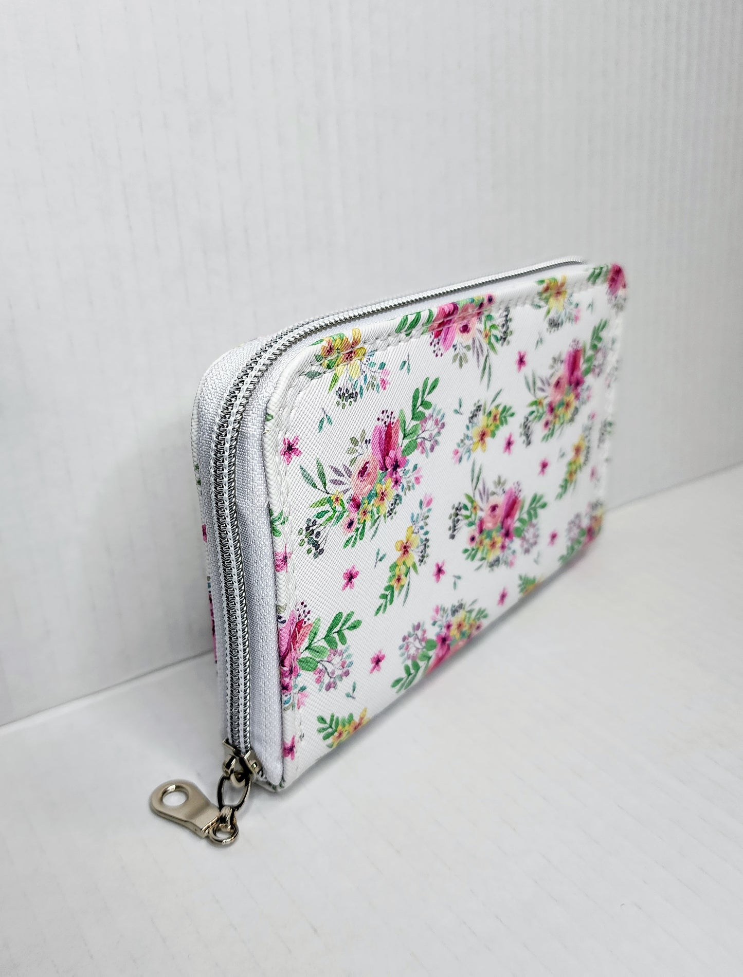 Pink/white floral zip around wallet